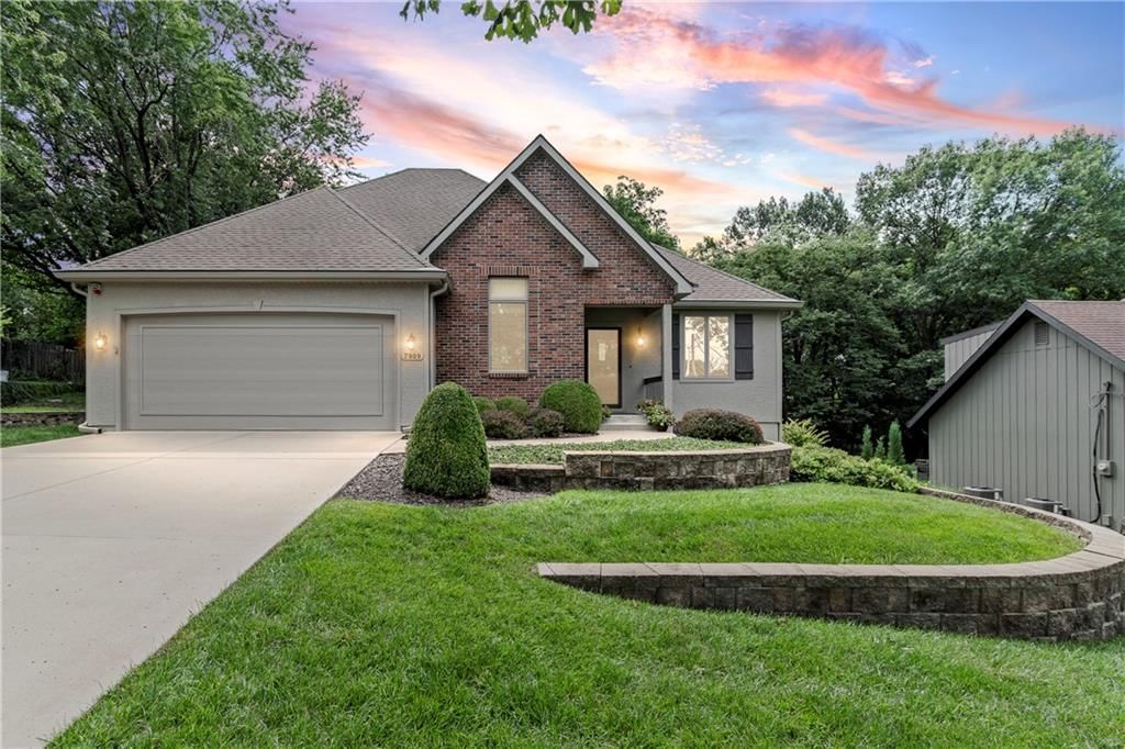 7909 NW Eastside Drive, Weatherby Lake, MO