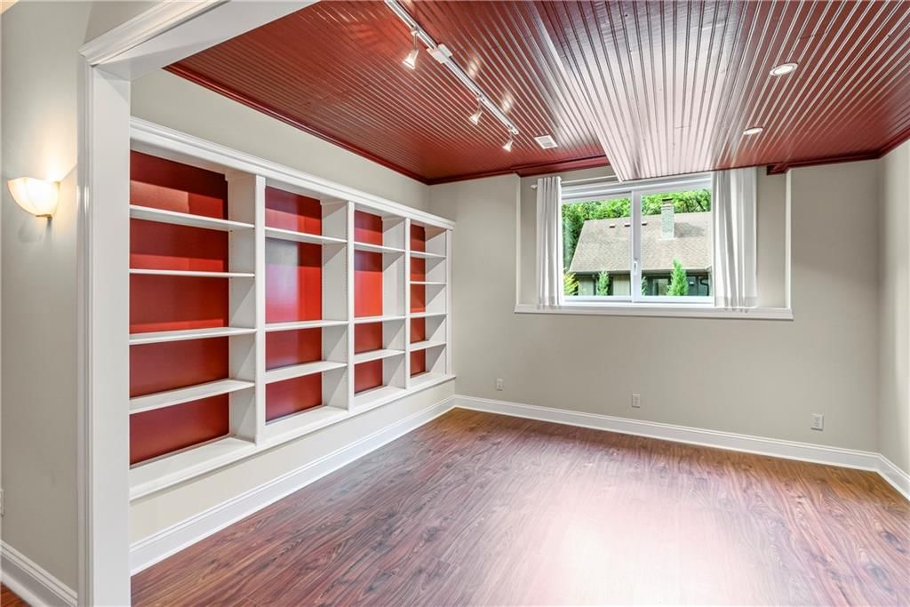 7909 NW Eastside Drive — photo 24