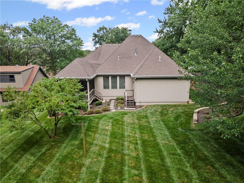 7909 NW Eastside Drive — photo 34