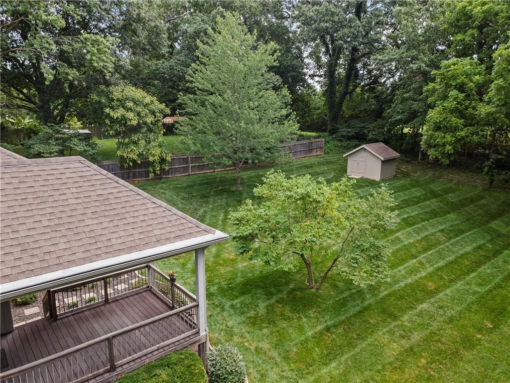 7909 NW Eastside Drive — photo 36
