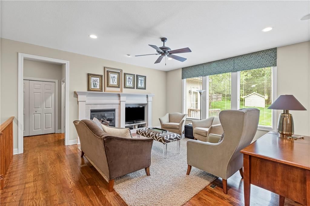 7909 NW Eastside Drive — photo 9