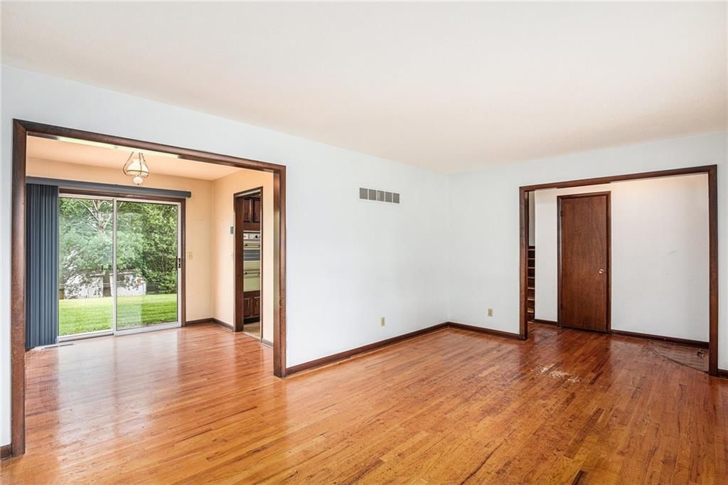 1405 Carrol Drive — photo 3