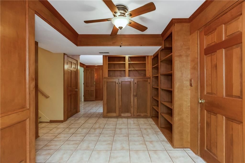 5911 W 94th Terrace — photo 4