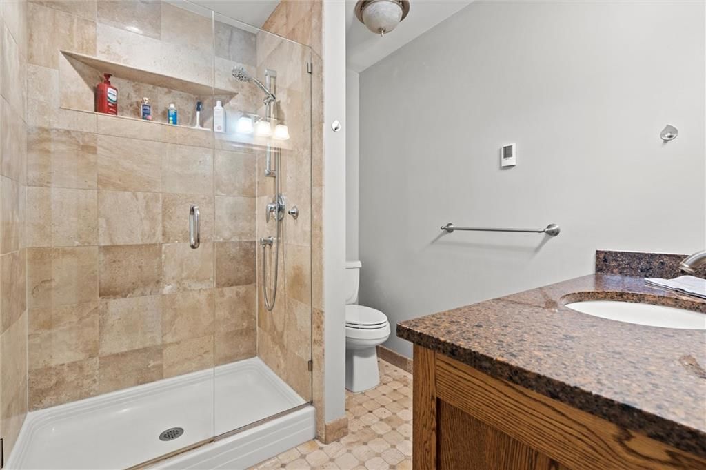 205 NW Shamrock Avenue — photo 20