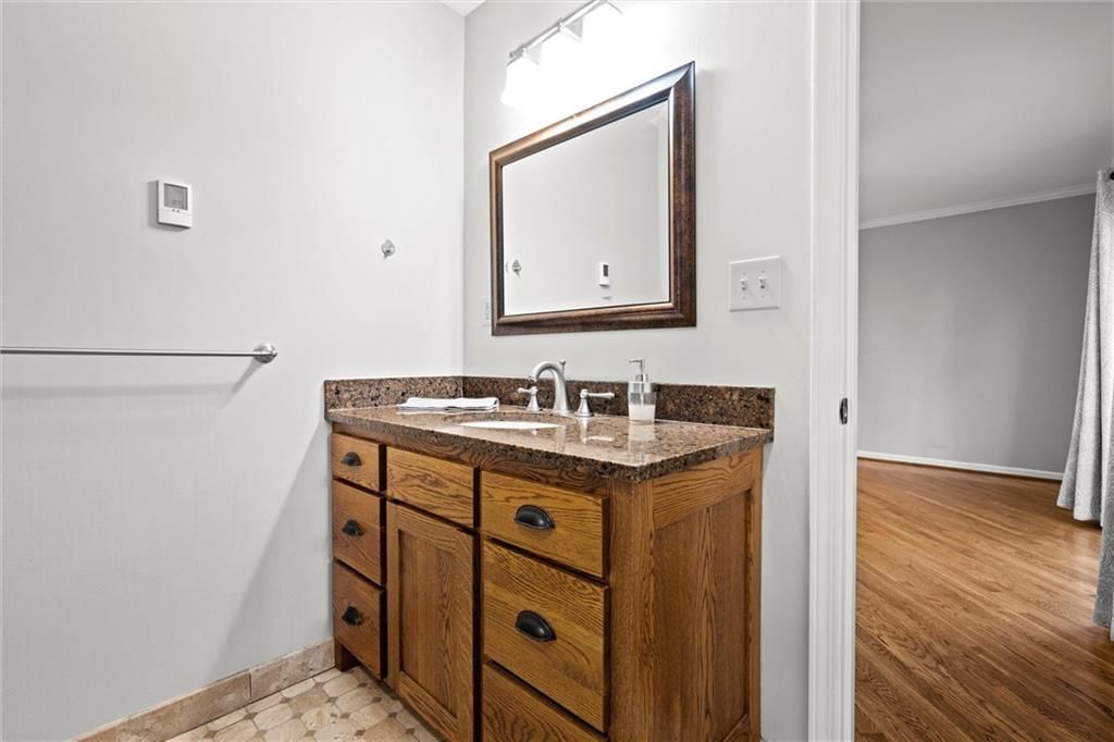 205 NW Shamrock Avenue — photo 21