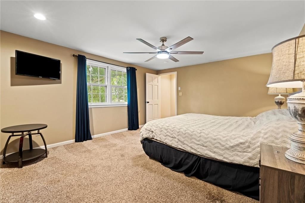 205 NW Shamrock Avenue — photo 23