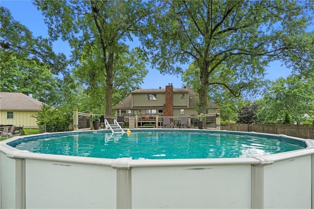 205 NW Shamrock Avenue — photo 34