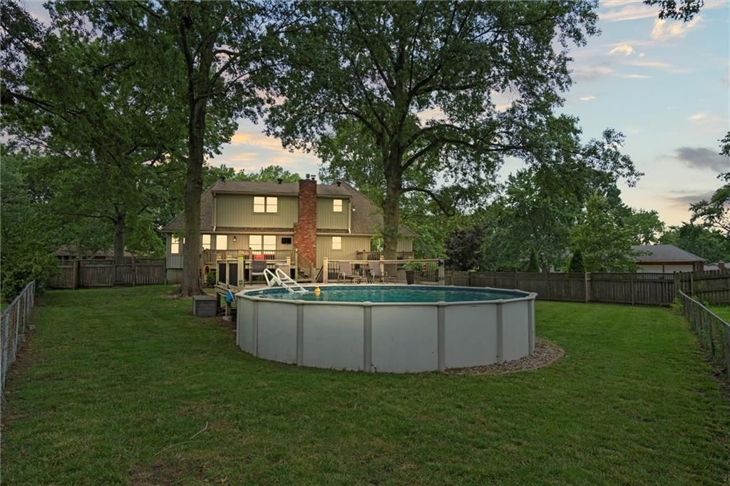 205 NW Shamrock Avenue — photo 36