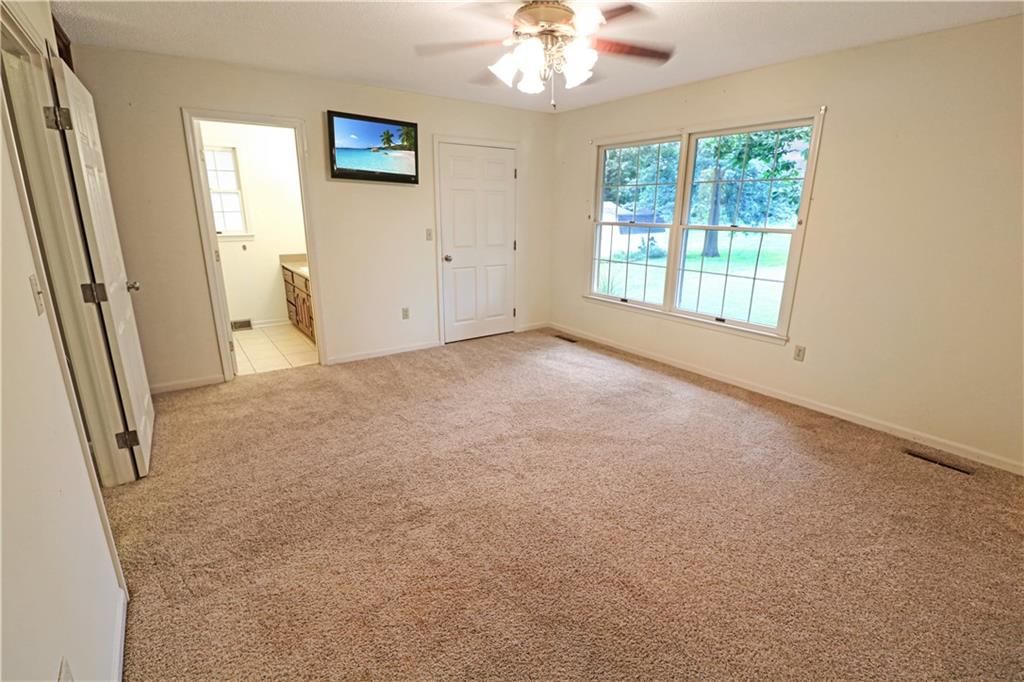 712 E Market Street — photo 44