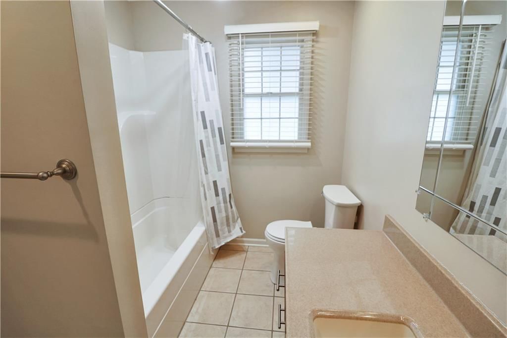 712 E Market Street — photo 53