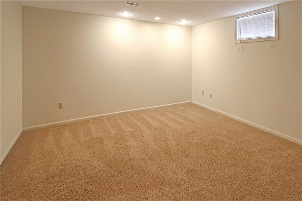 712 E Market Street — photo 62