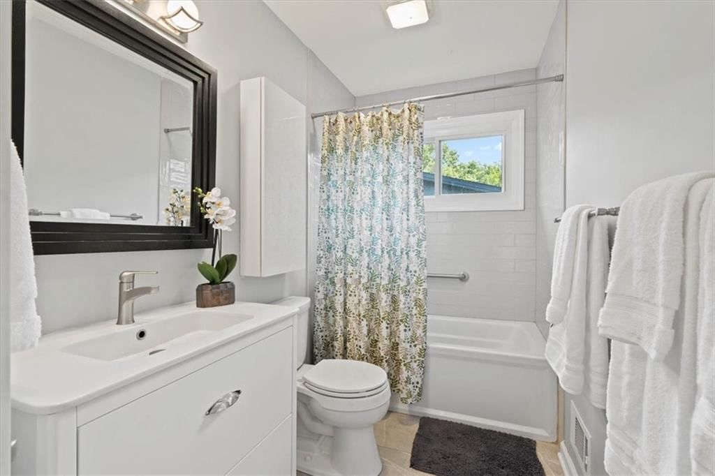5807 W 75TH Terrace — photo 16