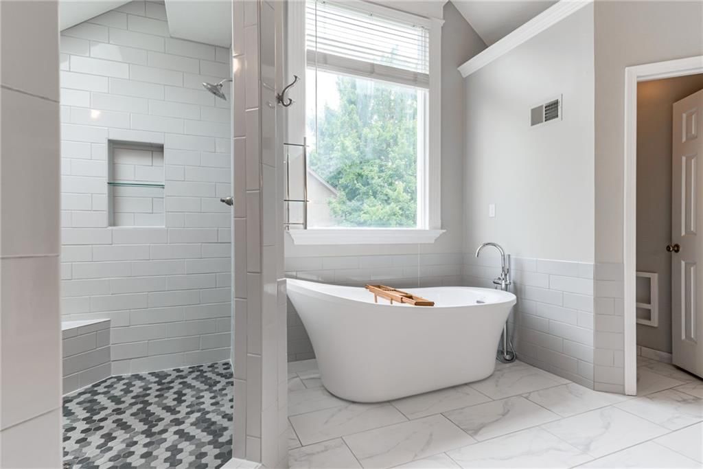12909 W 129th Street — photo 36