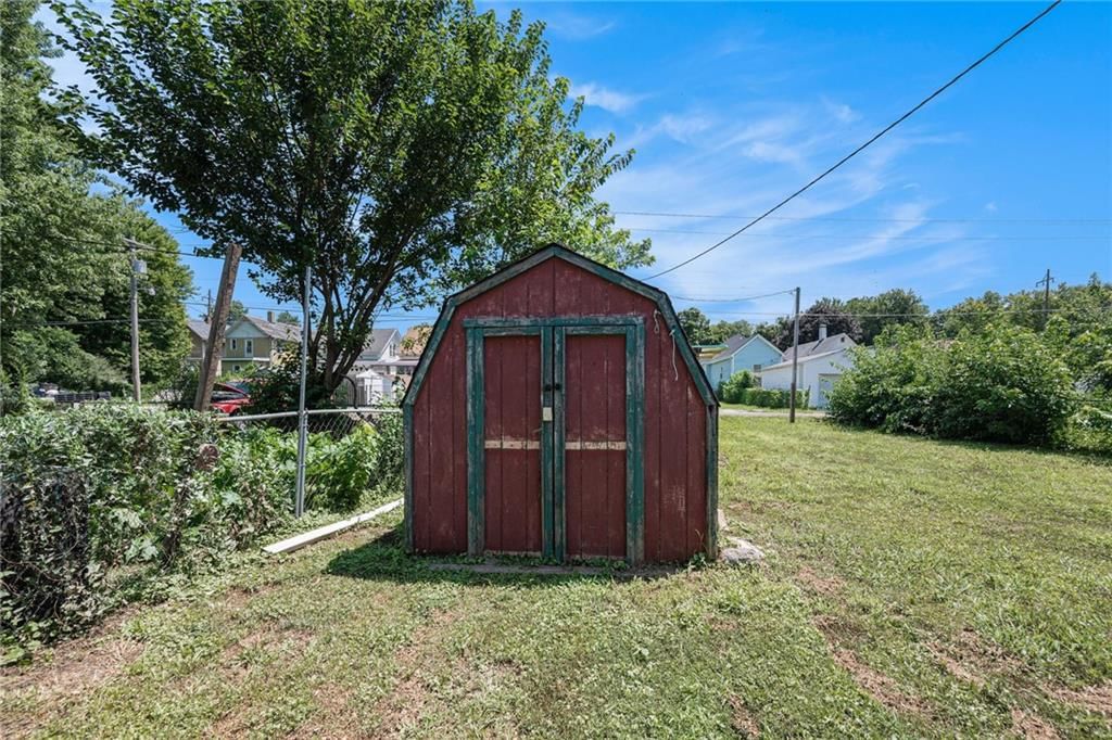 2419 S 10th Street — photo 16