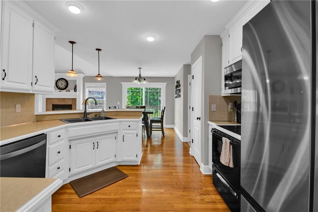 2405 NE Carousel Court — photo 17