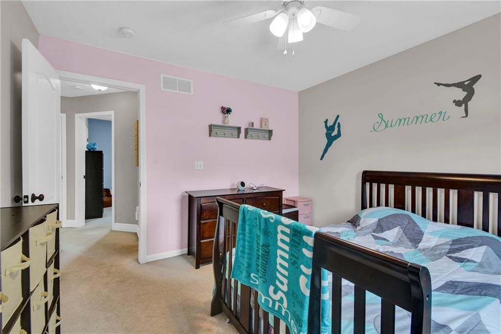 2405 NE Carousel Court — photo 24