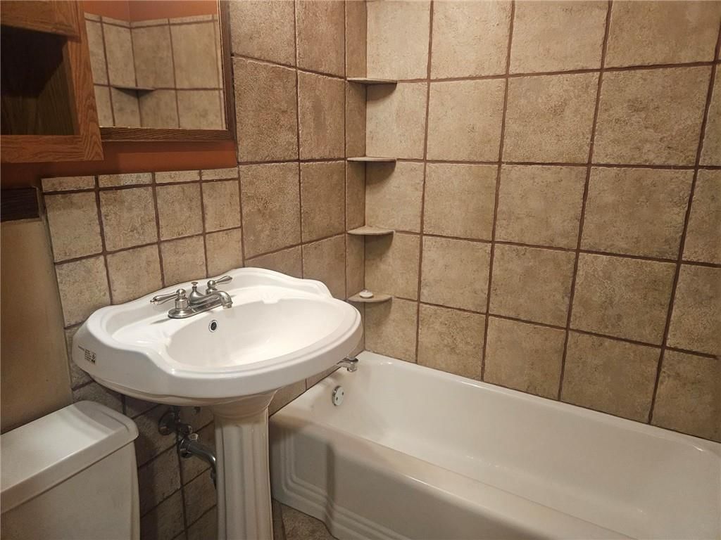 4209 N Hardesty Avenue — photo 23