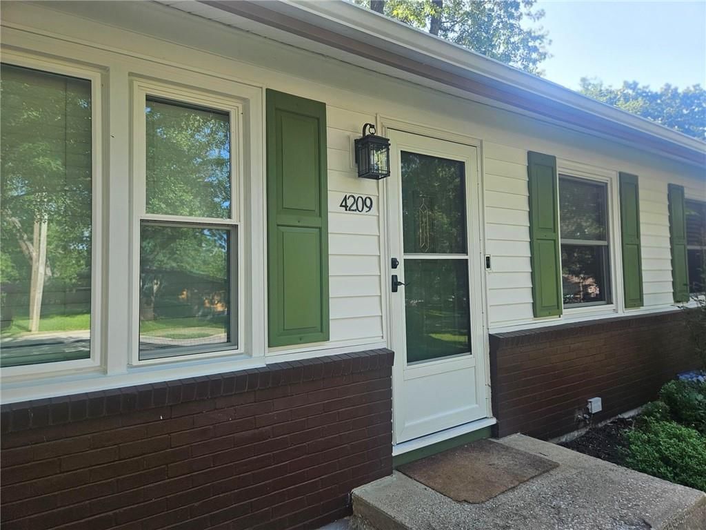 4209 N Hardesty Avenue — photo 5