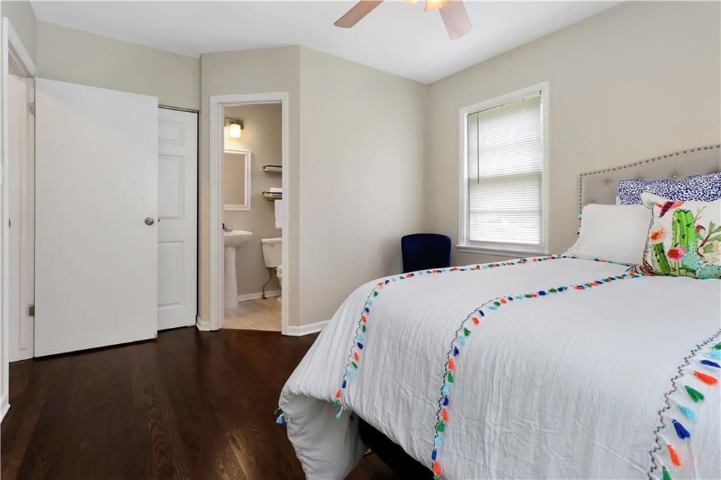 2225 W 74th Street — photo 13