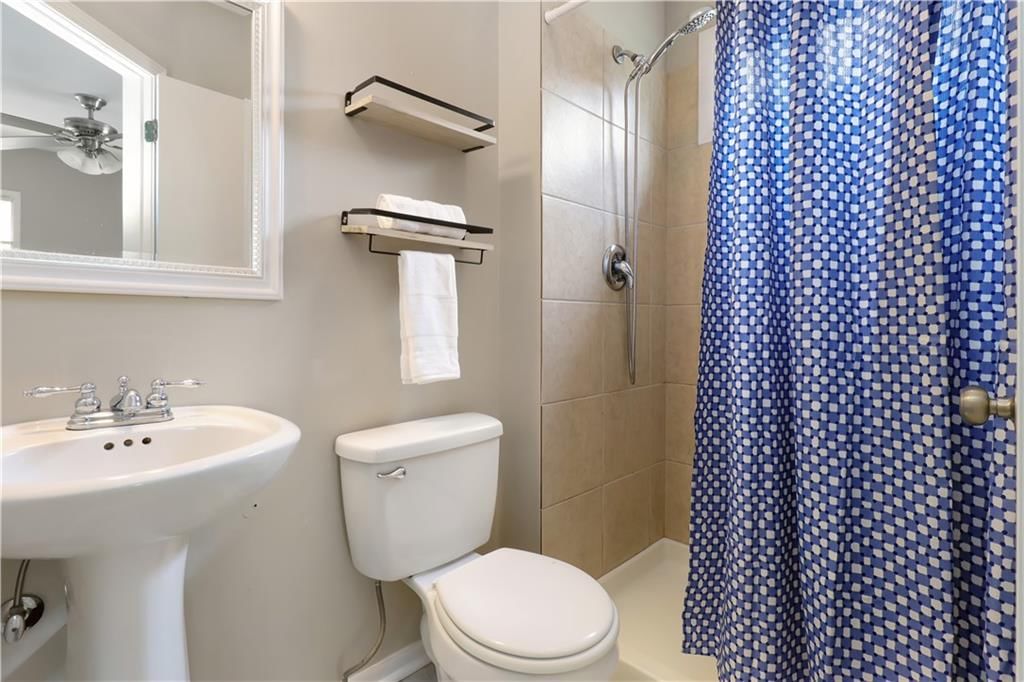 2225 W 74th Street — photo 14