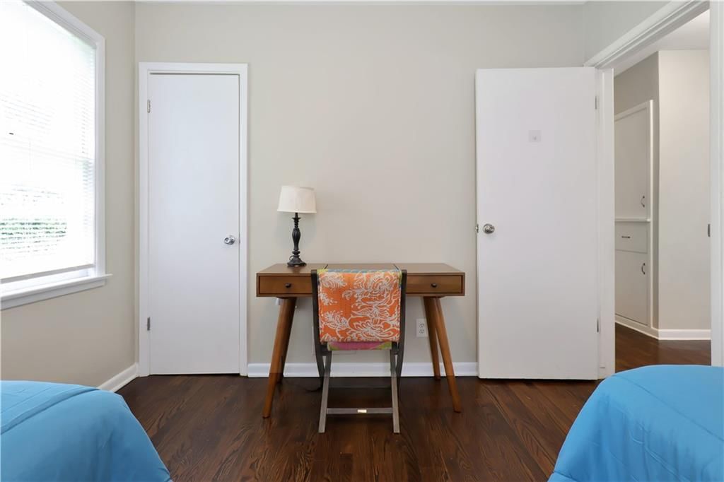 2225 W 74th Street — photo 16
