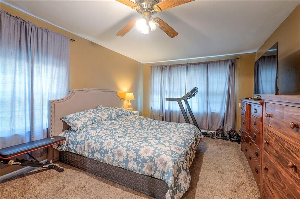 608 W Hale Street — photo 25