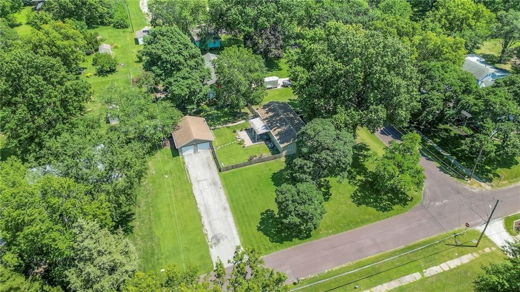 608 W Hale Street — photo 45