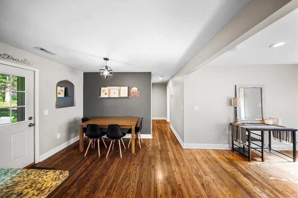 7007 Woodward Street — photo 16