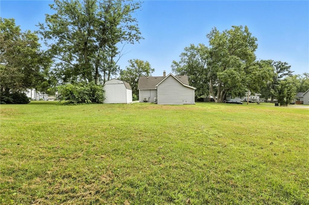 502 Russell Street — photo 24