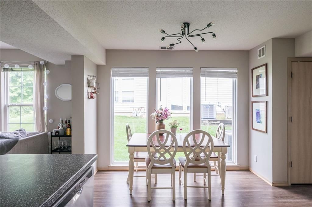 8008 NE Elmwood Avenue — photo 14