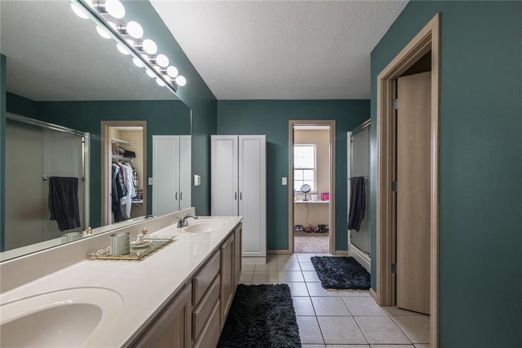 8008 NE Elmwood Avenue — photo 26