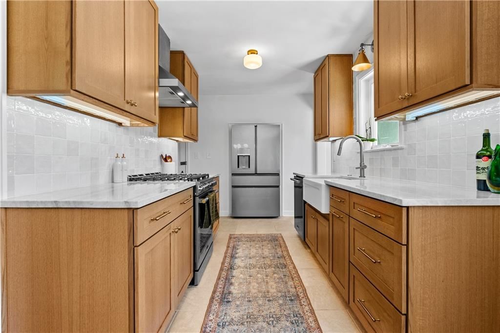 2508 W 47th Terrace — photo 13