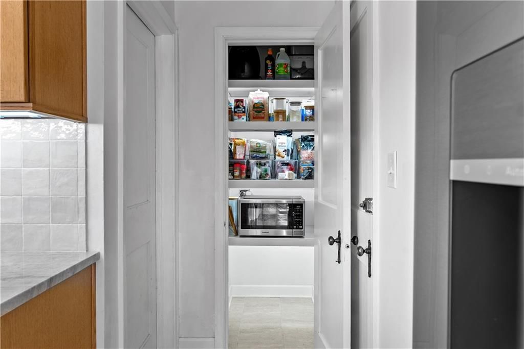 2508 W 47th Terrace — photo 17