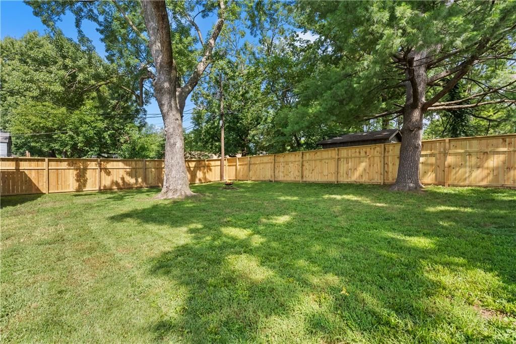 2508 W 47th Terrace — photo 31