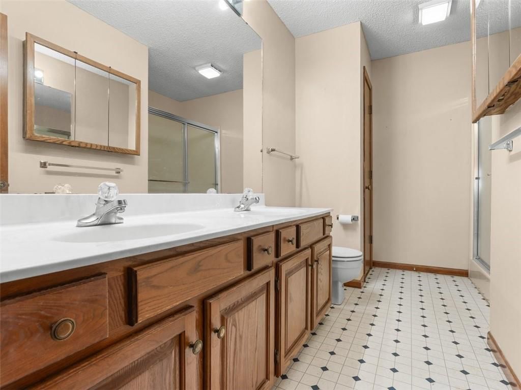 1518 N 42nd Terrace — photo 18
