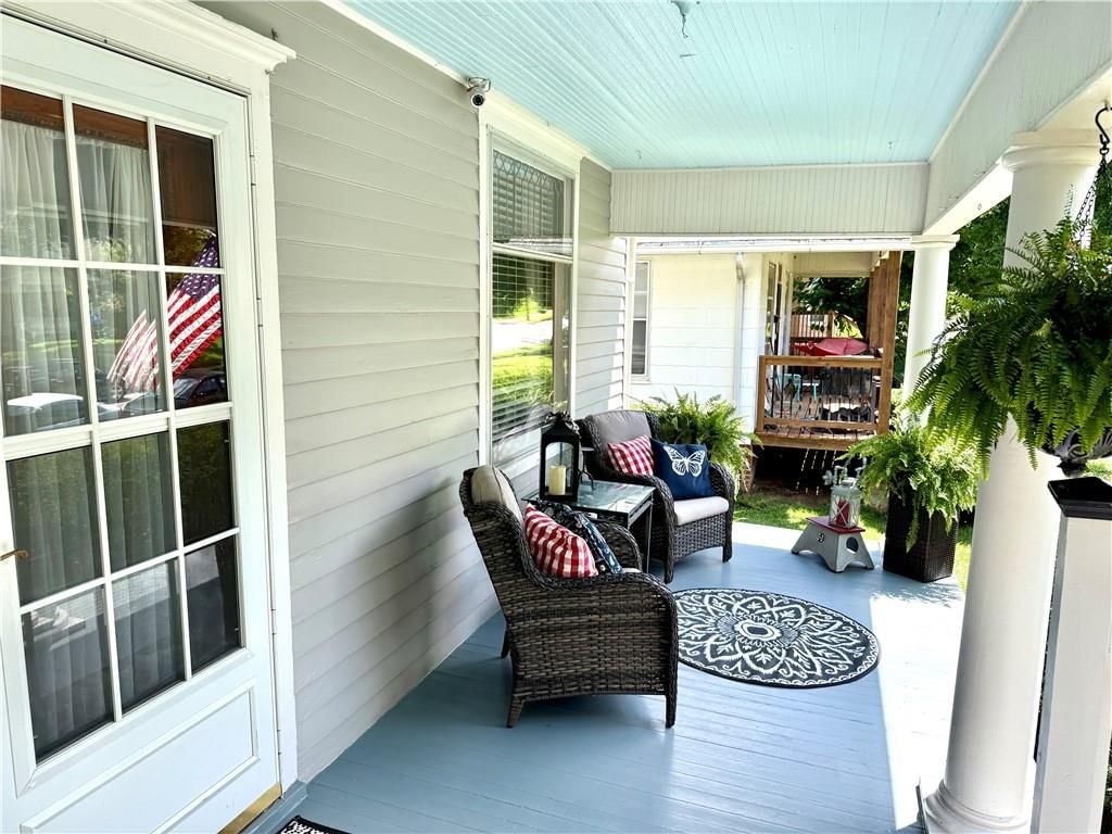 2723 Monterey Street — photo 3