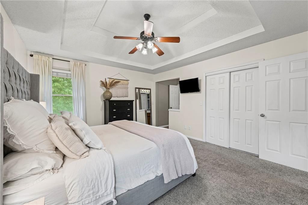 7807 N Adrian Avenue — photo 14