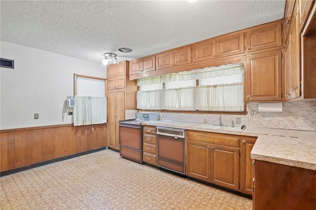 611 N Washington Boulevard — photo 12