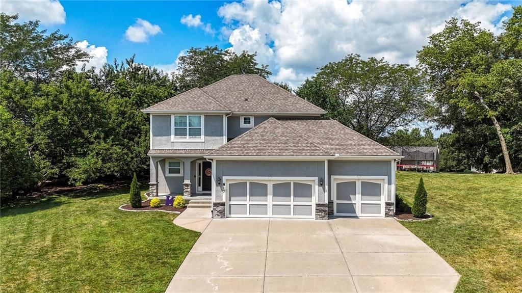 817 Highbush Place, Kearney, MO