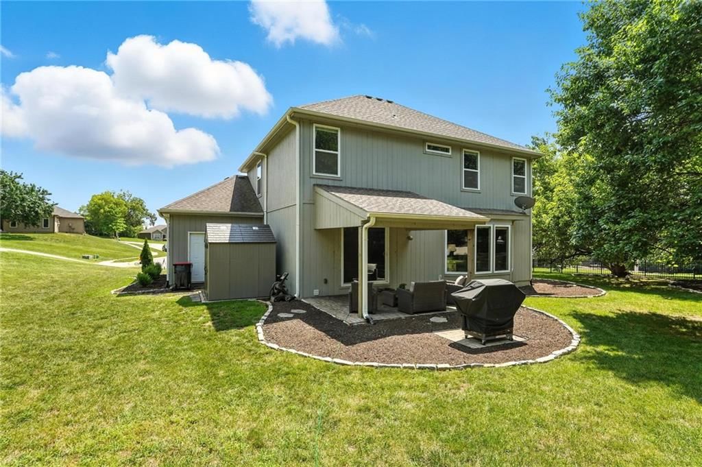 817 Highbush Place — photo 30
