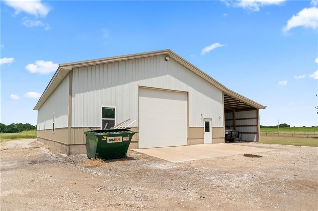 9756 W 399 Street, Lacygne, KS