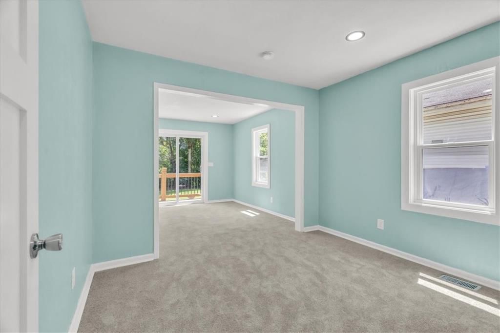 263 S 14th Street — photo 11
