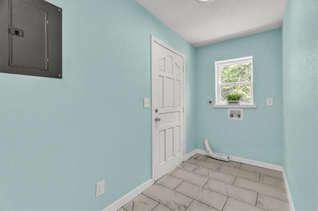 263 S 14th Street — photo 13
