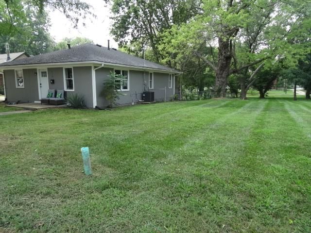 218 S Mechanic Street — photo 42