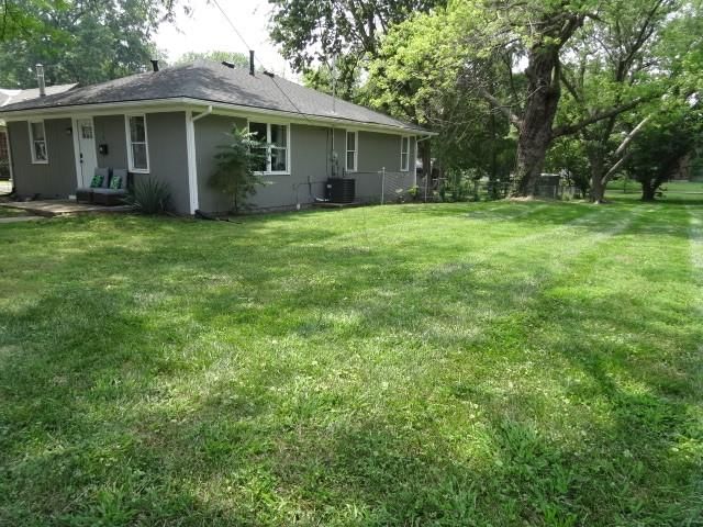 218 S Mechanic Street — photo 43