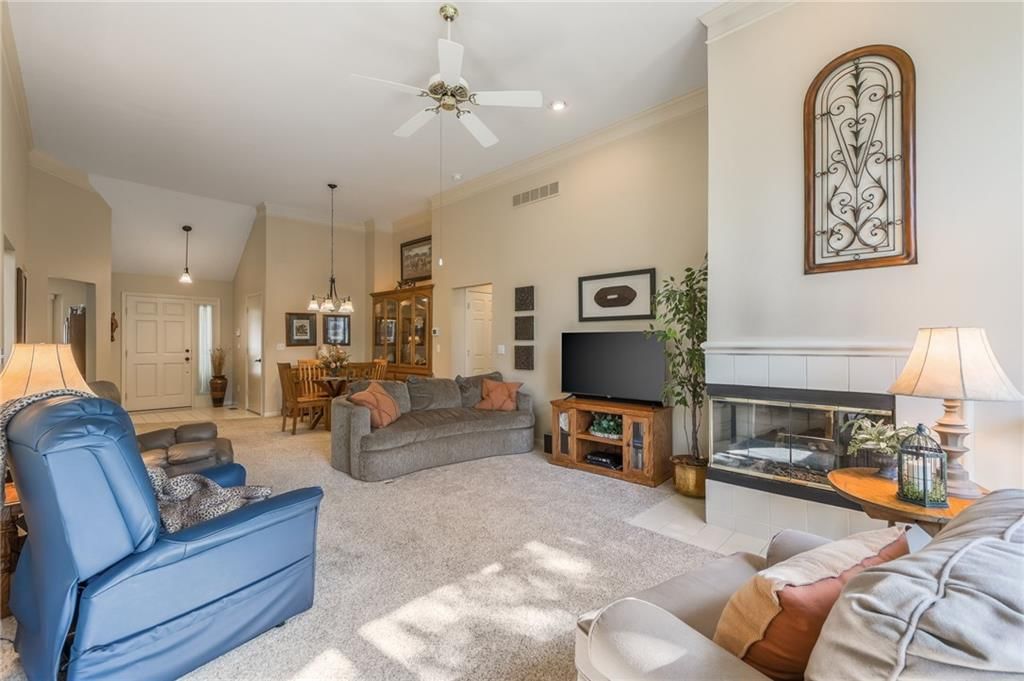 713 Bristol Court — photo 7