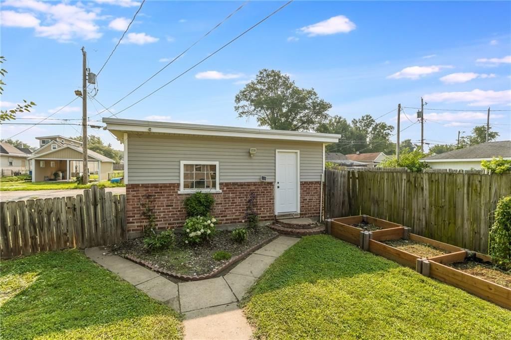 6321 Grant Street — photo 4