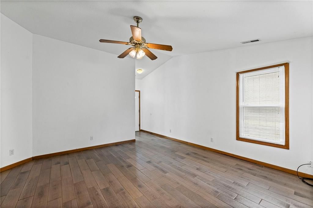 309 Washington Street — photo 6