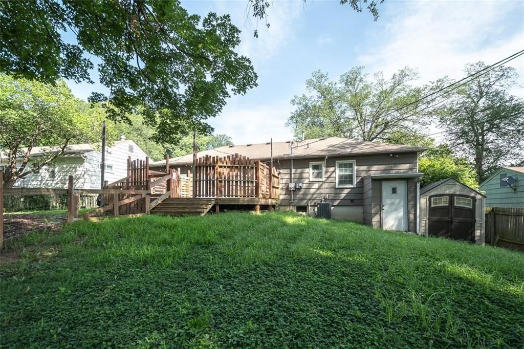 10513 W 90th Street — photo 23