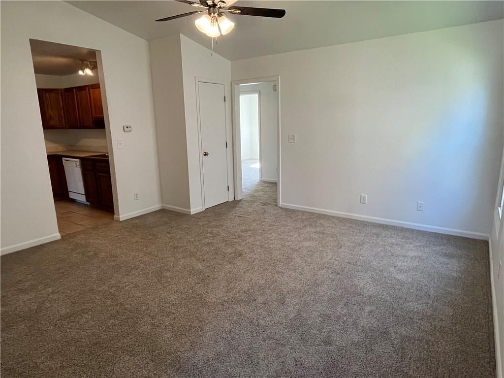311 Washington Street — photo 3